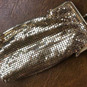 VINTAGE WHITING AND DAVIS EYE GLASS MESH CASE